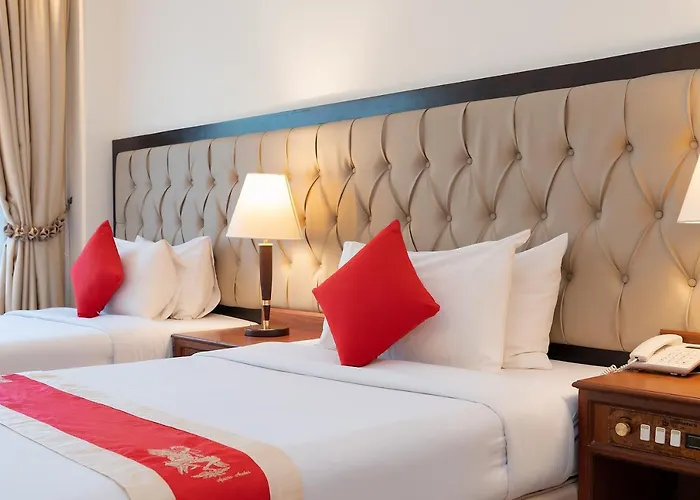 Monoreach Angkor Hotel 4*